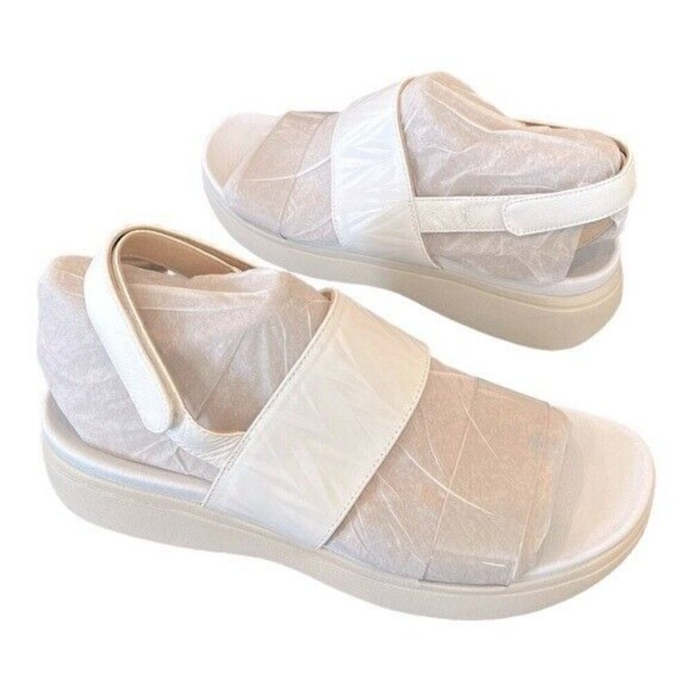 VIONIC Karleen Embossed Leather Sandals White Size 11 NEW - Picture 8 of 8